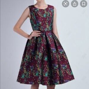 𝅺Club London floral fit and flair dress